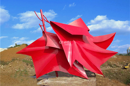  贵州不锈钢雕塑——《枫叶》
