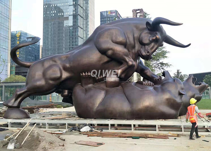 贵州贵阳 景观雕塑 ——《铜牛》